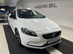 Vit Begagnad 2015 Volvo V40 Kombi | 119 900 kr (Marknadspris)