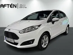 Vit Begagnad 2016 Ford Fiesta Titanium Halvkombi | 129 800 kr (Lite dyr)