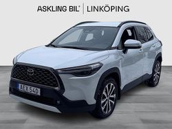 Vit Begagnad 2025 Toyota Corolla Cross Style SUV | 365 000 kr