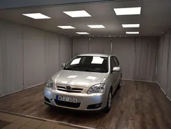 Silver Begagnad 2005 Toyota Corolla Halvkombi | 54 900 kr (Marknadspris)