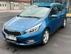 Blå Begagnad 2013 Kia Ceed Sportswagon Kombi | 64 900 kr (Lite dyr)