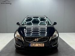 Svart Begagnad 2013 Volvo V60 Momentum Kombi | 94 900 kr (Superpris)
