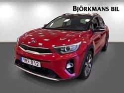 Röd (/bbe/ signal red/black m) Begagnad 2018 Kia Stonic Advance SUV | 169 900 kr (Dyr)