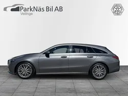Mörkgrå Begagnad 2019 Mercedes CLA200 Shooting Brake Kombi | 259 900 kr (Marknadspris)