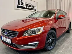 Röd Begagnad 2014 Volvo V60 Momentum Kombi | 119 900 kr (Marknadspris)
