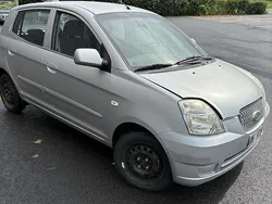 Silver Begagnad 2005 Kia Picanto 4 Halvkombi | 28 000 kr (Marknadspris)