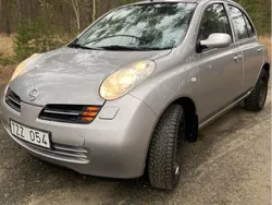Silver Begagnad 2003 Nissan Micra Halvkombi | 15 500 kr (Marknadspris)
