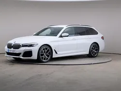 Vit Begagnad 2021 BMW 520 M Sport Kombi | 365 000 kr (Bra pris)