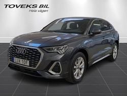 Grå Begagnad 2023 Audi Q3 Sportback S-Line SUV | 399 900 kr