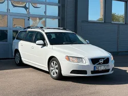 Vit Begagnad 2012 Volvo V70 Kombi | 69 900 kr (Marknadspris)