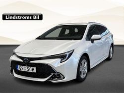Vit Begagnad 2025 Toyota Corolla Style Kombi | 359 000 kr (Lite dyr)