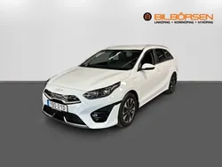 Vit Begagnad 2022 Kia Ceed Sportswagon Advance Kombi | 259 900 kr (Marknadspris)
