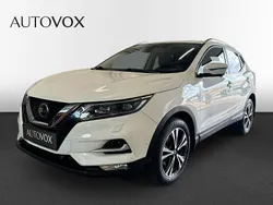 Vit Begagnad 2018 Nissan Qashqai SUV | 155 900 kr (Marknadspris)