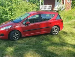 Röd Begagnad 2010 Peugeot 207 Kombi | 25 900 kr (Bra pris)