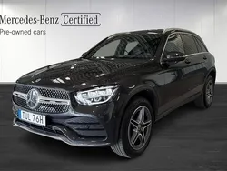 Grå (grafitgrå metallic) Begagnad 2021 Mercedes GLC300e AMG line SUV | 455 000 kr (Dyr)