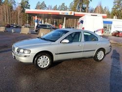 Begagnad 2003 Volvo S60 Sedan | 18 002 kr (Marknadspris)