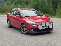 Röd Begagnad 2013 Renault Mégane GrandTour Kombi | 38 000 kr (Marknadspris)