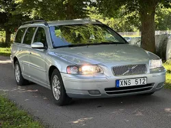 Ljusgrå Begagnad 2006 Volvo V70 Momentum Kombi | 39 900 kr (Lite dyr)