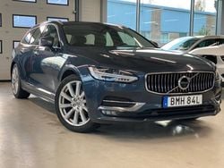 Mörkblå (blå) Begagnad 2019 Volvo V90 Inscription Kombi | 279 900 kr (Lite dyr)