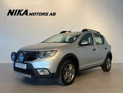 Silver Begagnad 2017 Dacia Sandero Stepway Halvkombi | 89 900 kr (Bra pris)
