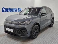Dolphin grey metallic Ny 2025 VW Tiguan R-line SUV | 579 000 kr (Dyr)
