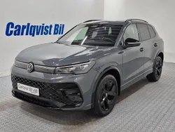 Dolphin grey metallic Ny 2025 VW Tiguan R-line SUV | 579 000 kr (Lite dyr)