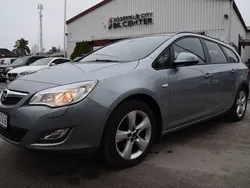 Grå Begagnad 2010 Opel Astra Enjoy Kombi | 59 900 kr (Marknadspris)