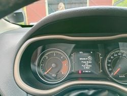 Röd Begagnad 2015 Jeep Cherokee Longitude SUV | 119 000 kr (Marknadspris)