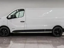 Vit Begagnad 2017 Nissan NV300 Van | 79 000 kr (Marknadspris)