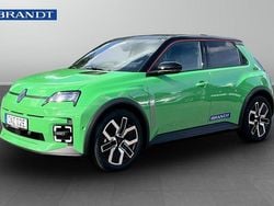 Grön Ny 2025 Renault 5 E-Tech Techno Halvkombi | 419 900 kr