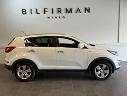 Vit Begagnad 2013 Kia Sportage EX SUV | 89 900 kr (Marknadspris)