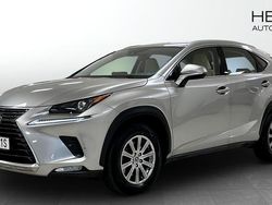 Ljusgrå (grey) Begagnad 2020 Lexus NX300h Business Edition SUV | 329 900 kr (Marknadspris)