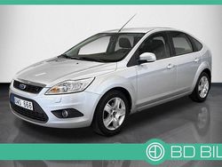 Grå Begagnad 2010 Ford Focus Halvkombi | 67 900 kr (Lite dyr)