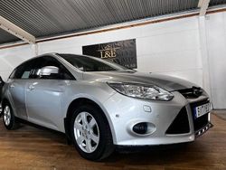 Grå Begagnad 2014 Ford Focus Trend Kombi | 79 900 kr (Dyr)