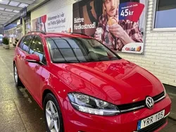 Röd Begagnad 2018 VW Golf VII Kombi | 150 000 kr (Marknadspris)