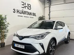 Vit Begagnad 2022 Toyota C-HR Edition SUV | 259 900 kr (Marknadspris)