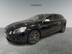 Svart Begagnad 2012 Volvo V60 R-Design Kombi | 99 900 kr (Marknadspris)