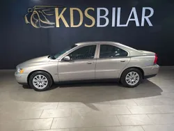 Ljusbrun Begagnad 2005 Volvo S60 Kinetic Sedan | 65 000 kr (Dyr)