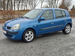 Blå Begagnad 2004 Renault Clio II Halvkombi | 14 500 kr (Bra pris)
