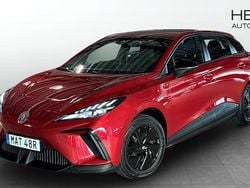 Röd Begagnad 2023 MG MG4 EV Halvkombi | 254 900 kr (Marknadspris)