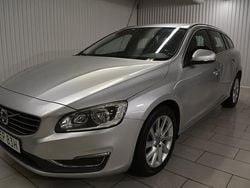 Silver Begagnad 2014 Volvo V60 Summum Kombi | 99 000 kr (Superpris)