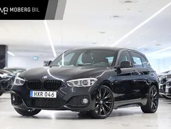 Svart Begagnad 2018 BMW 118 M Sport Halvkombi | 179 900 kr (Marknadspris)