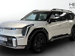 Grå (silver) Begagnad 2025 Kia EV9 GT-Line SUV | 799 900 kr (Marknadspris)