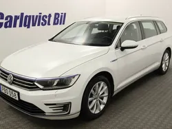Vit Begagnad 2018 VW Passat GTE Kombi | 269 000 kr (Lite dyr)