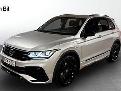 Reflex silver metallic Begagnad 2023 VW Tiguan R-line SUV | 439 800 kr