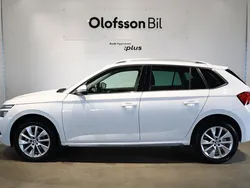 Vit Begagnad 2022 Skoda Kamiq Adventure SUV | 239 800 kr (Marknadspris)
