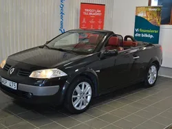 Svart Begagnad 2004 Renault Mégane Cabriolet Cab | 39 900 kr