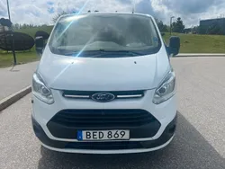 Vit Begagnad 2014 Ford Transit Custom Kombi | 159 000 kr (Marknadspris)