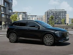 Mercedes EQA300