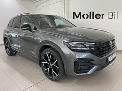 Svart Begagnad 2022 VW Touareg R-line SUV | 539 000 kr (Lite dyr)
